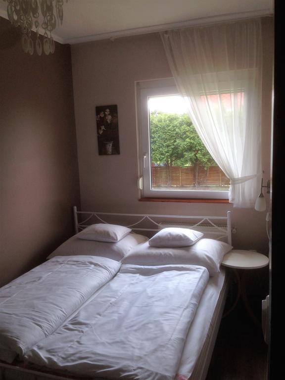 Laura-Haus Appartement Vonyarcvashegy Buitenkant foto